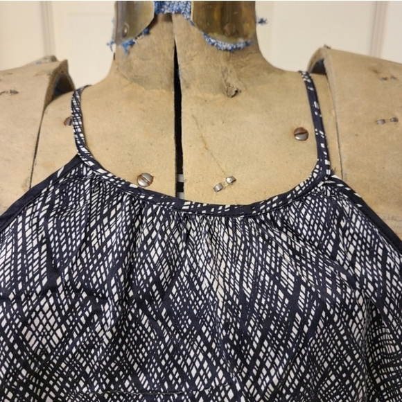 Joie Silk Top Medium - Picture 3 of 14